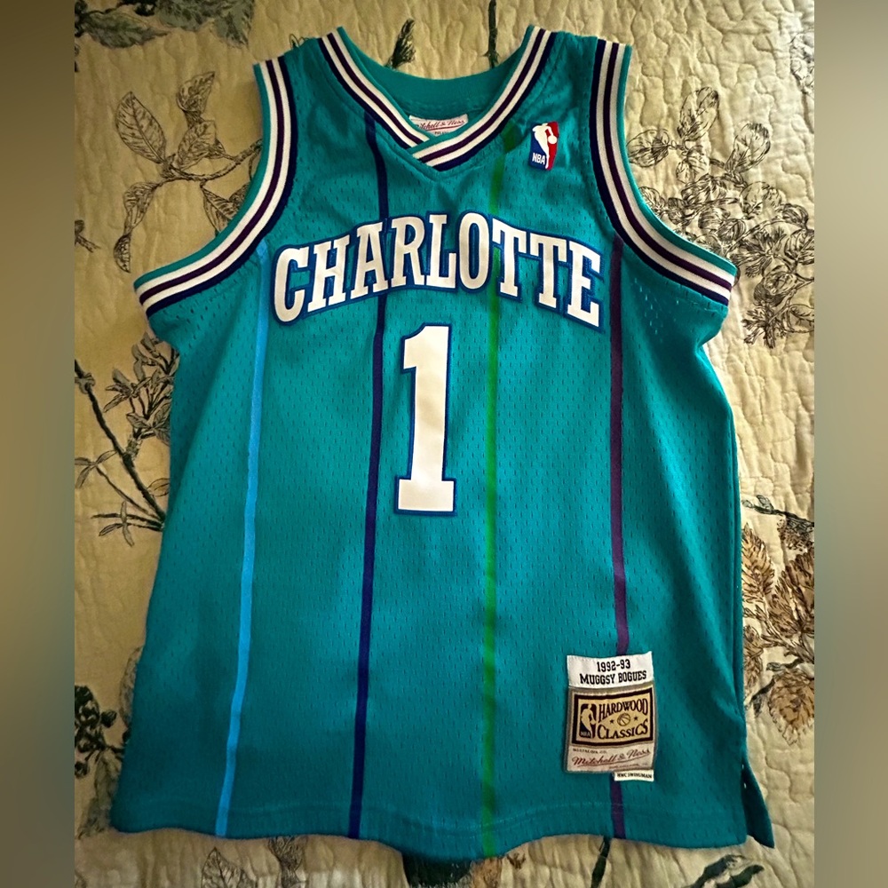 OVER 75%OFF Youth mugsy bogues hardwood classics Jersey great for back to school